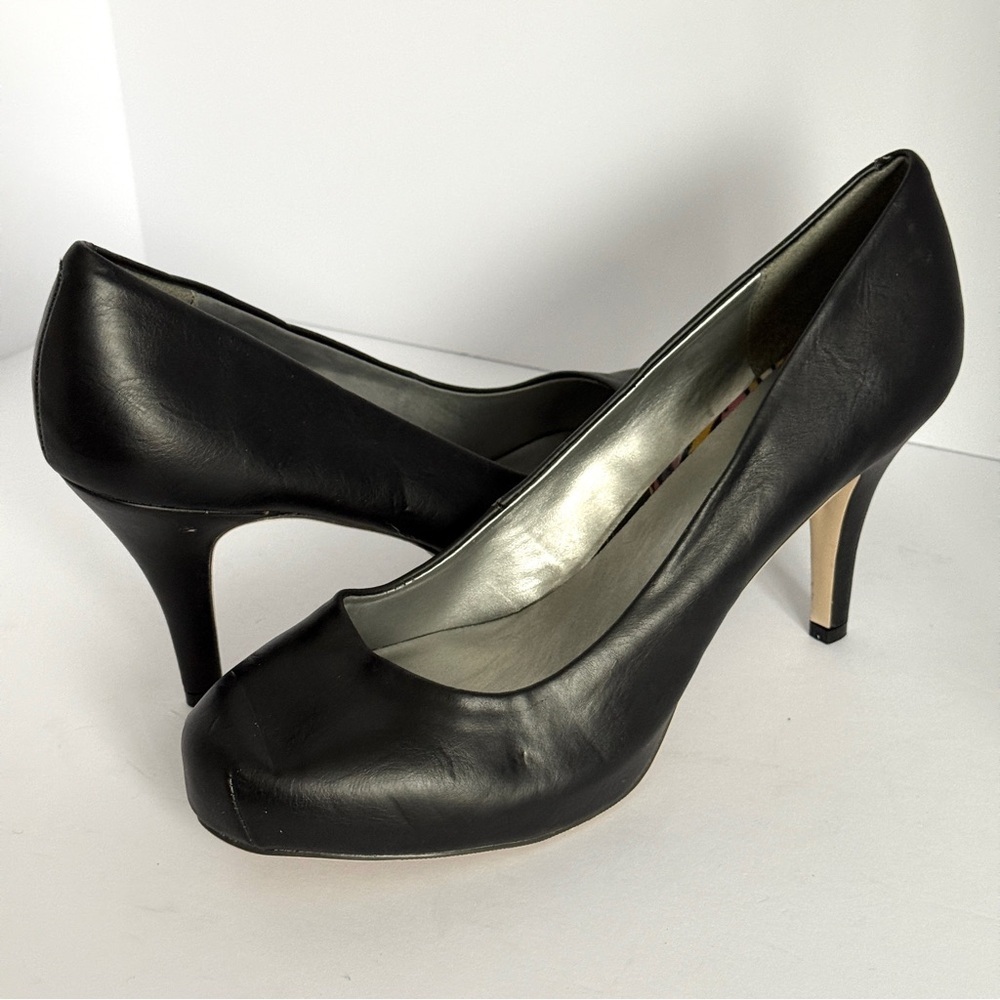 Madden Girl Getta Round Toe Classic Platform Heels Size 10 - Picture 7 of 13